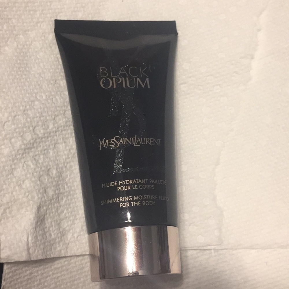 Black opium moisture fluid